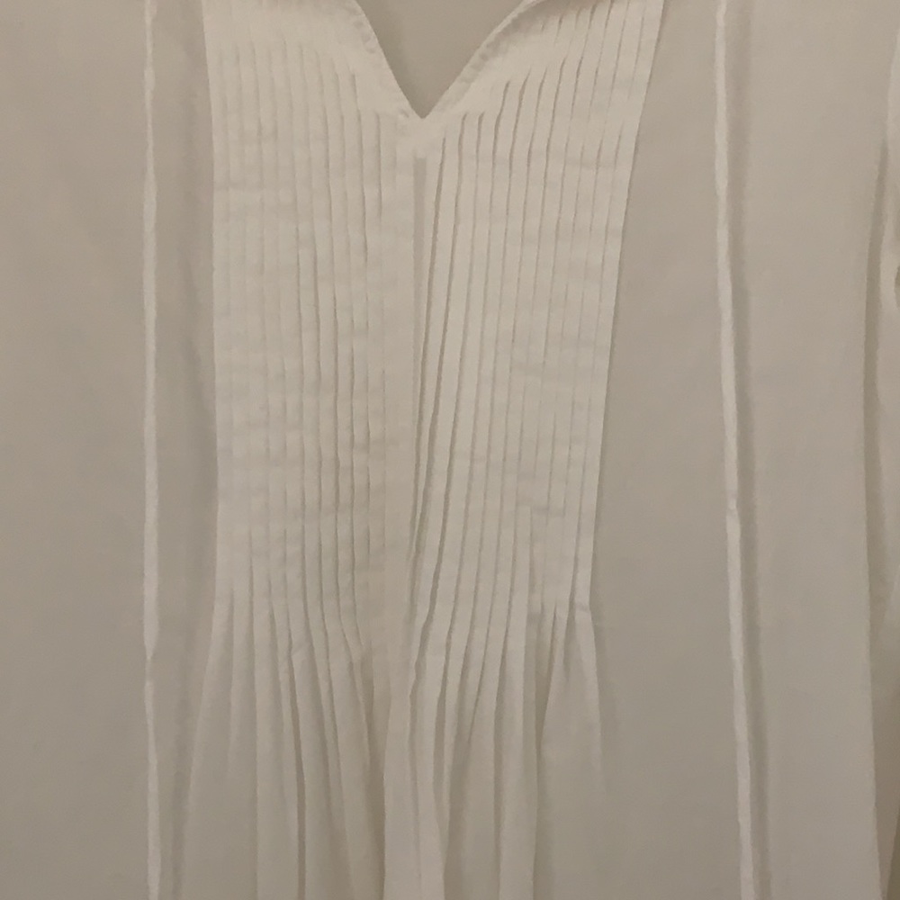 J McLaughin white tunic top - Picture 4 of 4